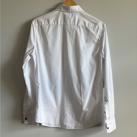 H&M Slim Fit Button-Down | Size Medium - Picture 6 of 7